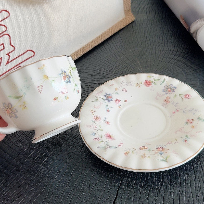 Set Cangkir Kopi Motif Bunga E - Coffee Tea Drawing ulasan dan harga